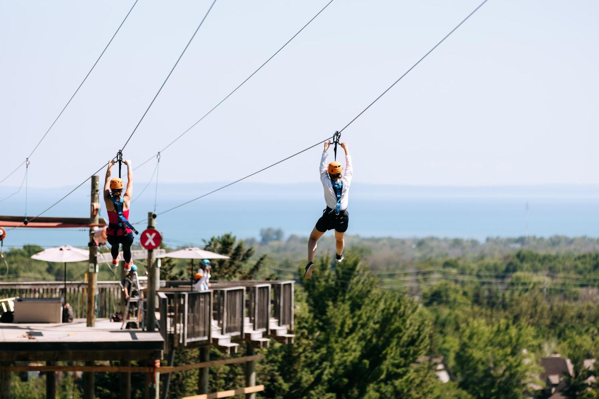 Blue Mountain Resort Inn บลูเมาเทนส์ ภายนอก รูปภาพ